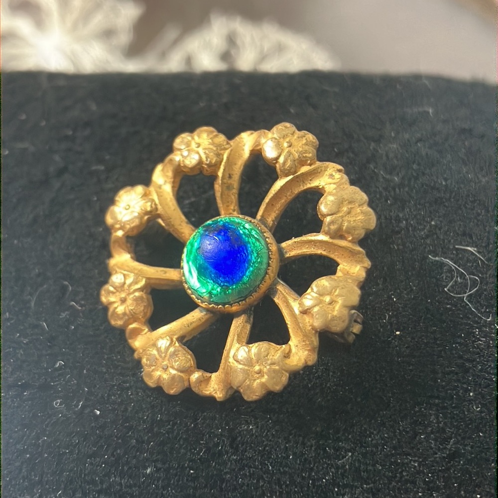 Antique Peacock Eye Glass Gold-filled Floral Circular Brooch late-1800s / 1900s - Picture 2 of 6